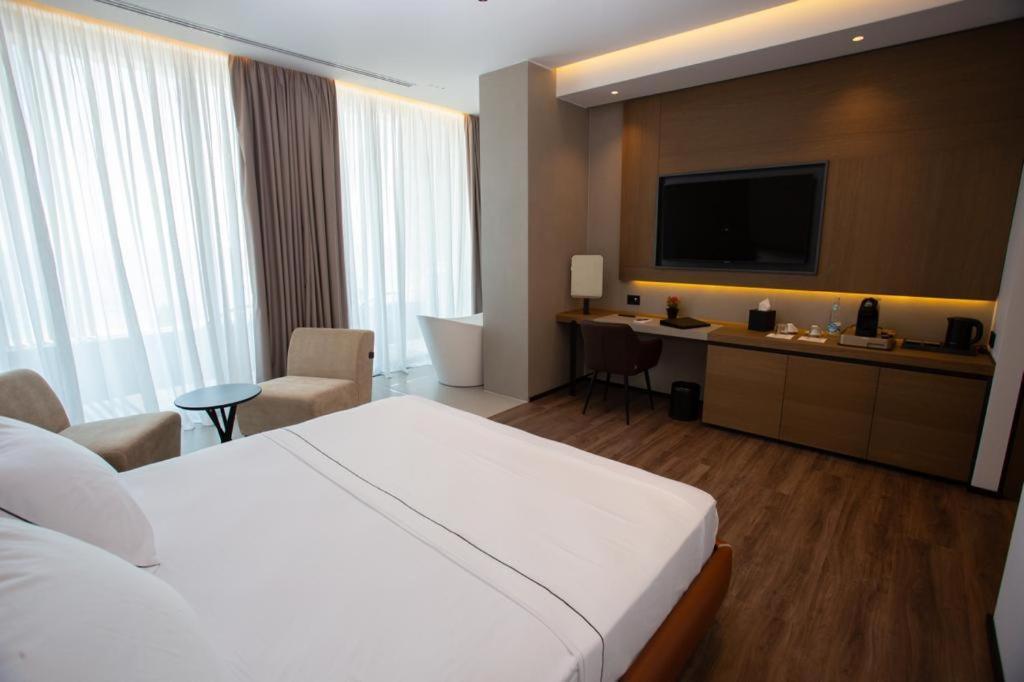 Nassau Hotel Dhërmi Екстериор снимка