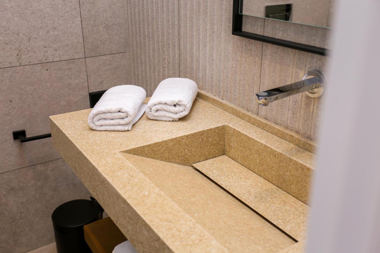Nassau Hotel Dhërmi Екстериор снимка