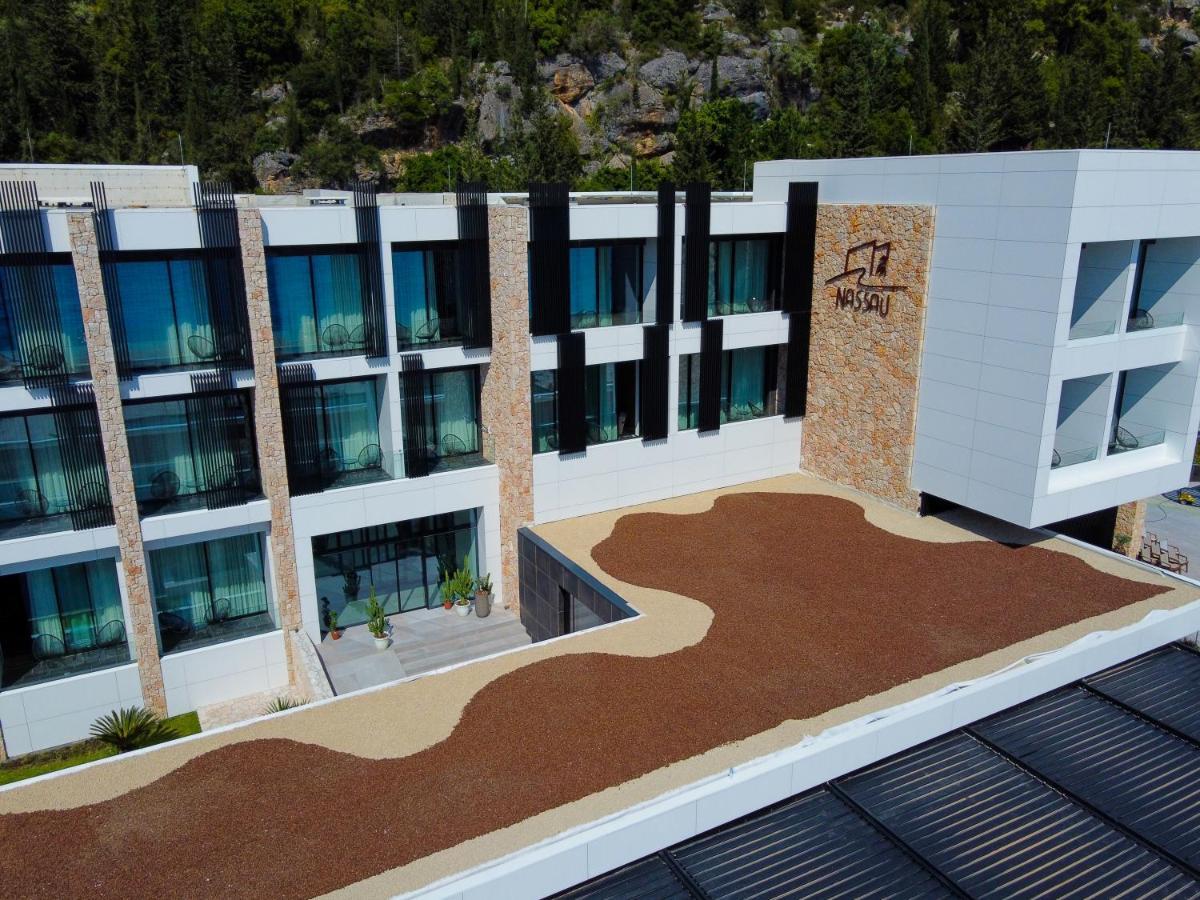Nassau Hotel Dhërmi Екстериор снимка